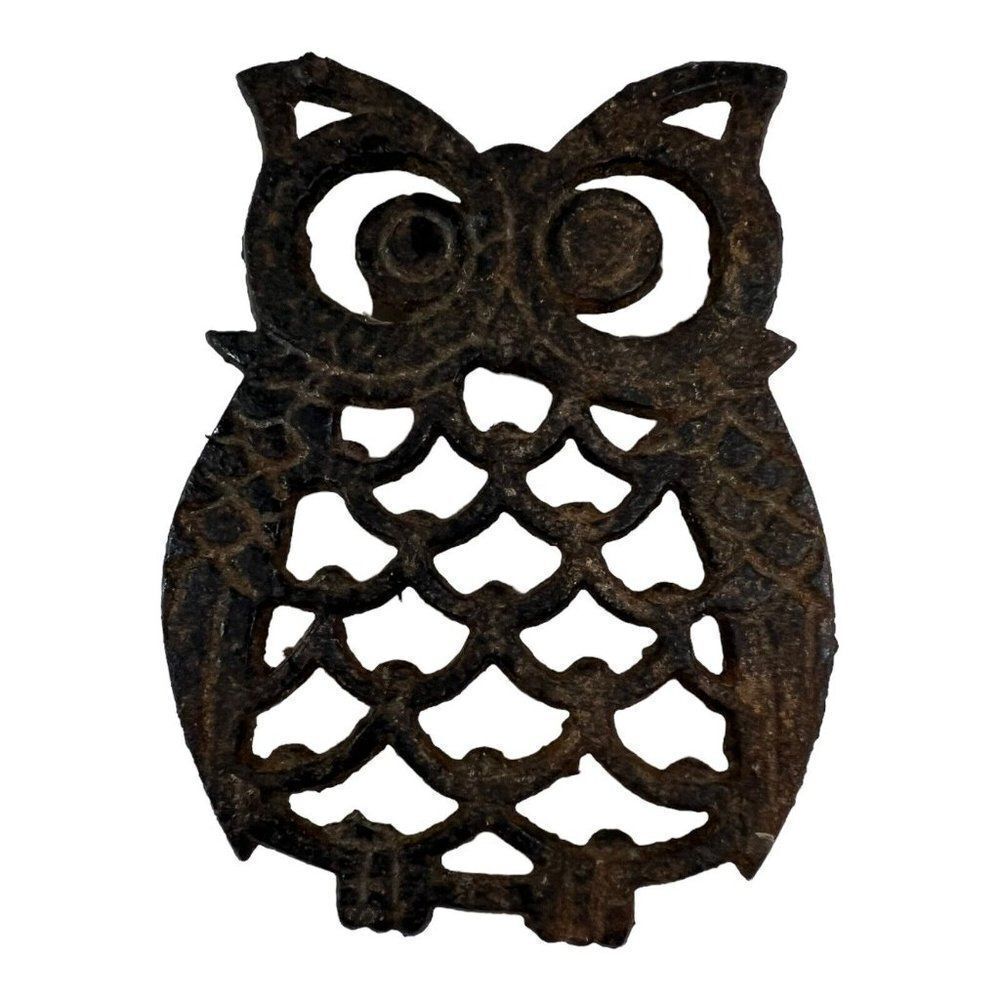 Vintage Cast Iron Owl Trivet Hot Plate Vintage Wide Eyed 4" Coaster Spoon Rest